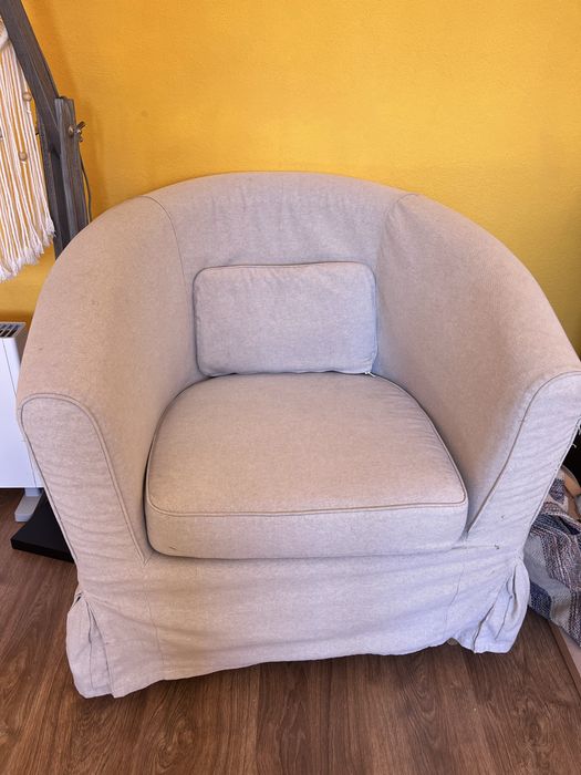 Poltrona Bege Ikea Tullsta - usada em bom estado - capa lavável