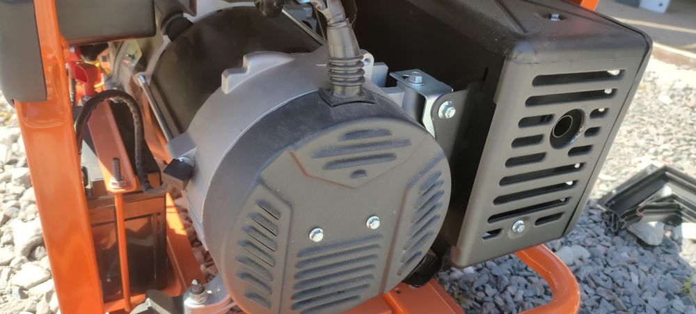 Продам генератор або обміняю на трифазний з моєю доплатою