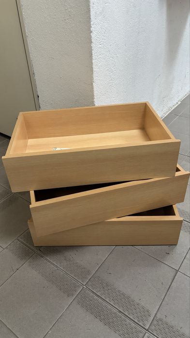 Gavetas madeira bom estado