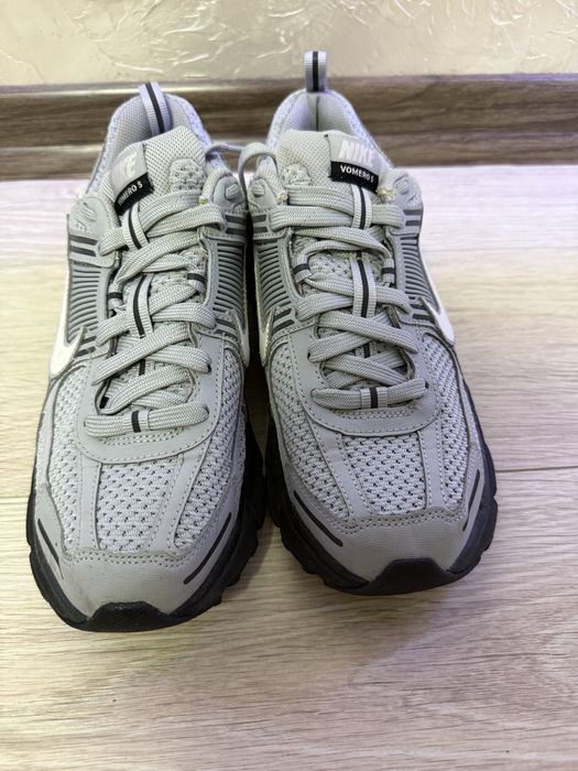 Nike Zoom Vomero 5