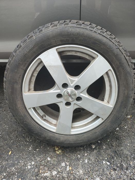 Felgi 5x112 z oponami zimowymi 205/55/R16