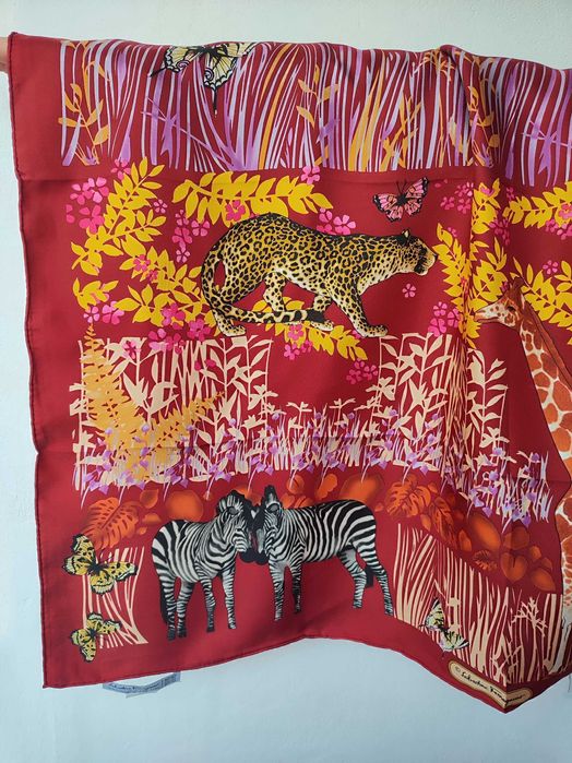 Розкішна шовкова хустка платок Salvatore Ferragamo оригінал