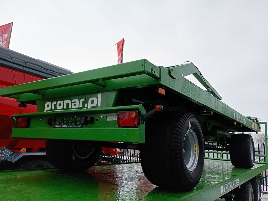 Przyczepa platformowa do bel PRONAR T026, 3 osiowa, rok 2025, PROMOCJA