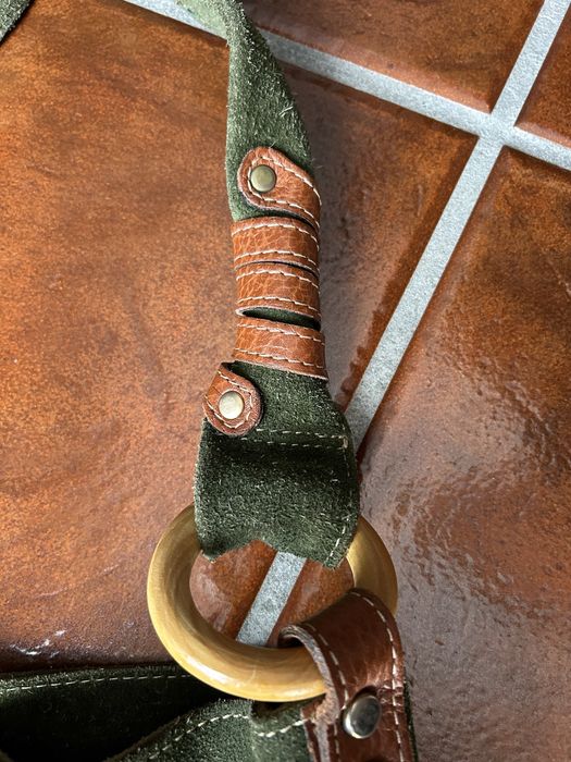 Mala ombro camurça verde-escuro