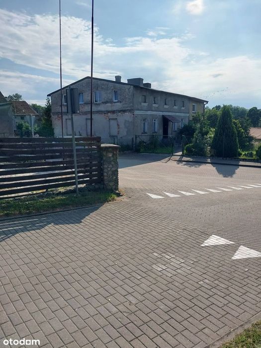 Nieruchomość blisko jeziora
