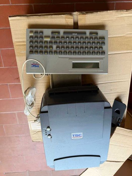 Impressora TSC TTP-243 Plus Profissional