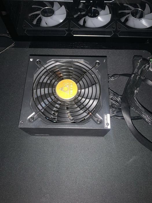 Блок питания CHIEFTEC PROTON 650w