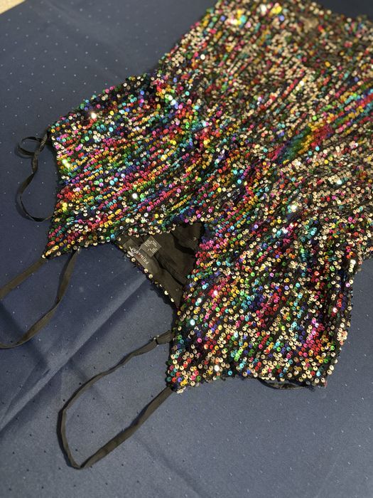 Комбінезон  в паєтках 16 розмір