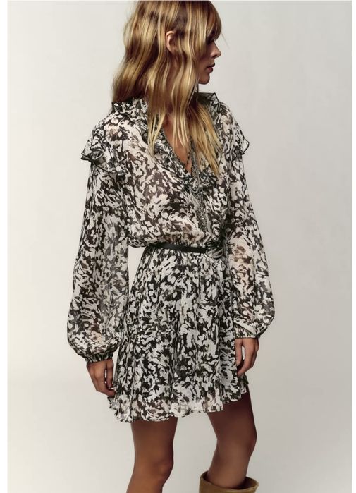 Стильное платье Zara