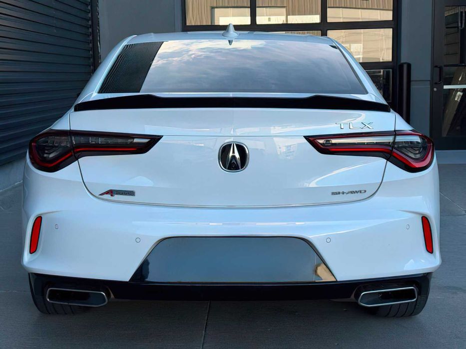Acura TLX      2023