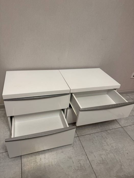Приліжкові тумби з двома висувними ящиками (2 шт.)