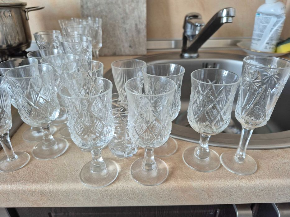 Келихи різного формату