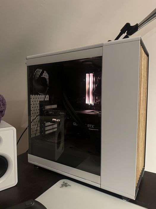 Fractal Design North obudowa (18msc gwarancji)