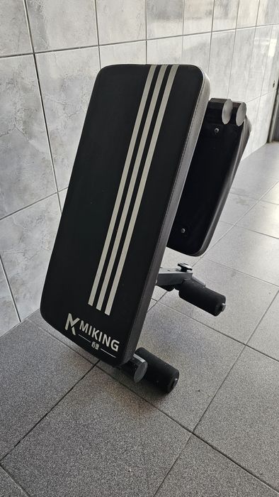 Banco de Musculação Ajustável com Apoio de Pernas – Dobrável