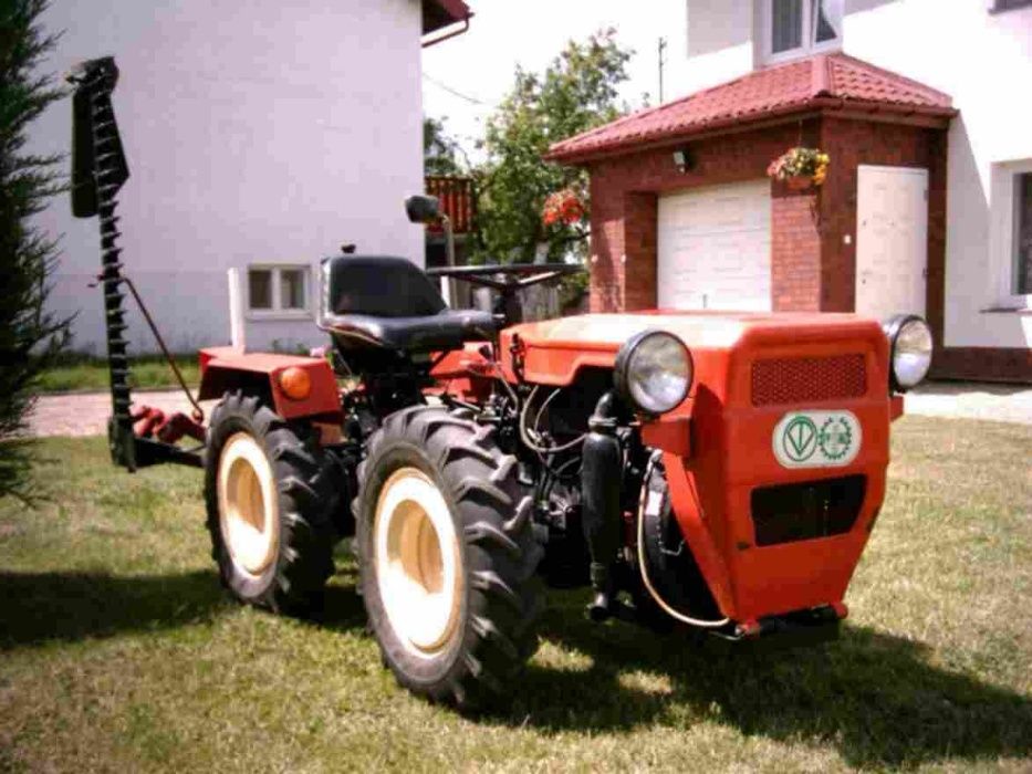 TV-521 kosisko kosiarka do trawy ogrodniczy traktorek LOMBARDINI HAKO