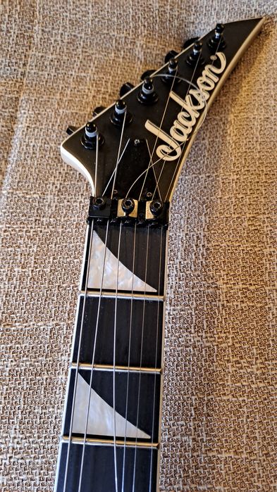 Guitarra jackson squier samick