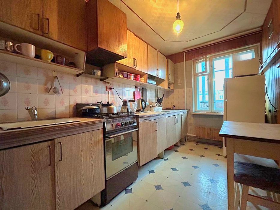 Продаж м.Стрий 3-кім. квартира вул. Грабовецька