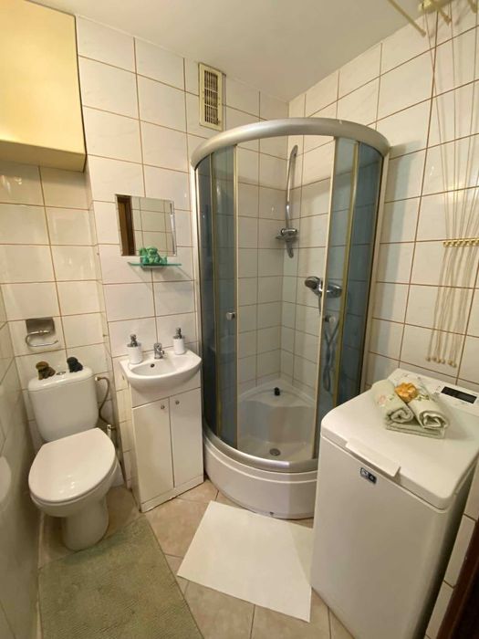 Do wynajęcia jasne i funkcjonalne mieszkanie 47 m² na Żoliborzu – 2 pokoje, balkon, świetna lokalizacja - Widok 3