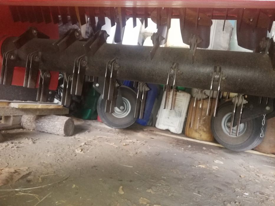 Січкарня соломи навісна