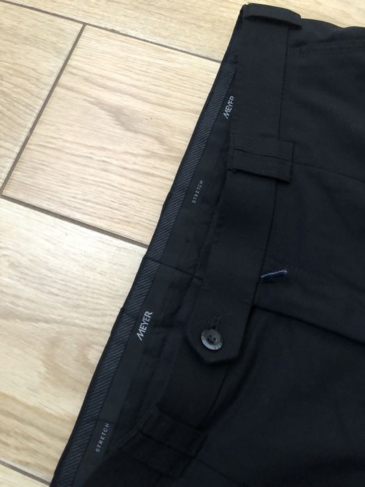 Czarne eleganckie spodnie z wełną Meyer W38 L34