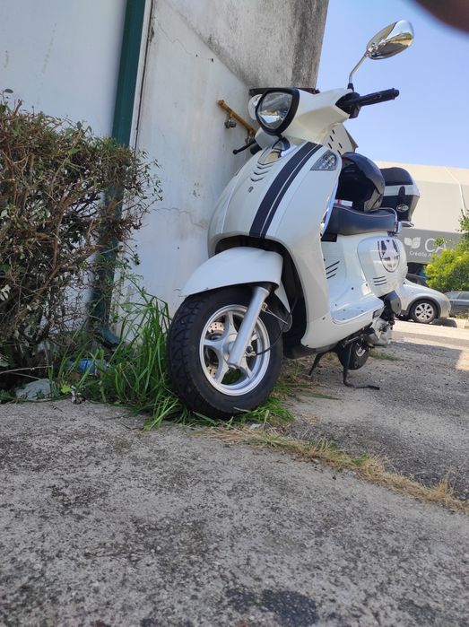 Vendo secooter keeway agora