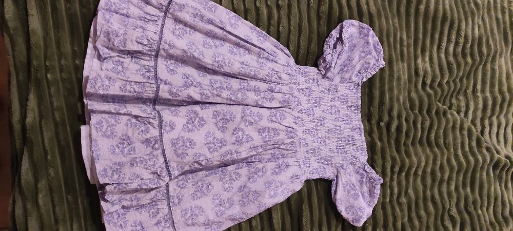 Новенька літня сукня