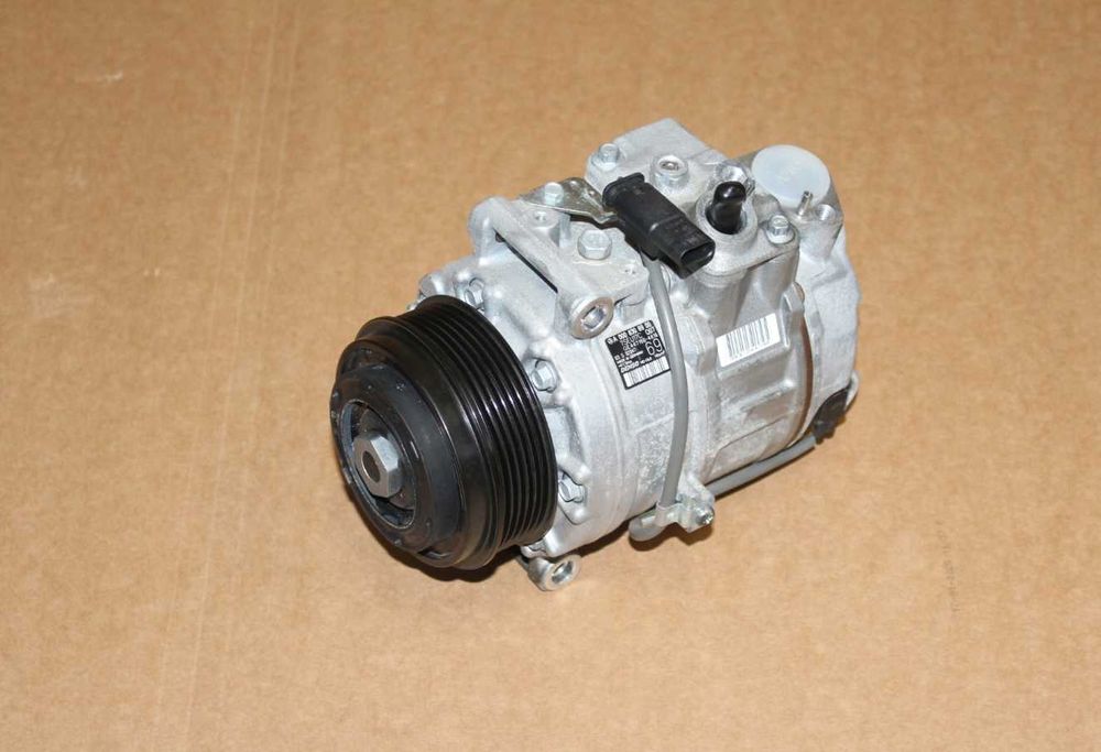 Компрессор кондиционера с разборки Mercedes W204 W205 W212 W213 W212