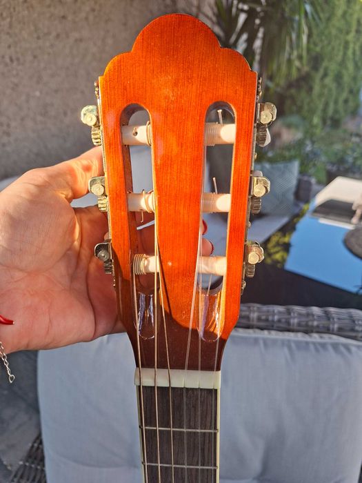 Gitara akustyczna