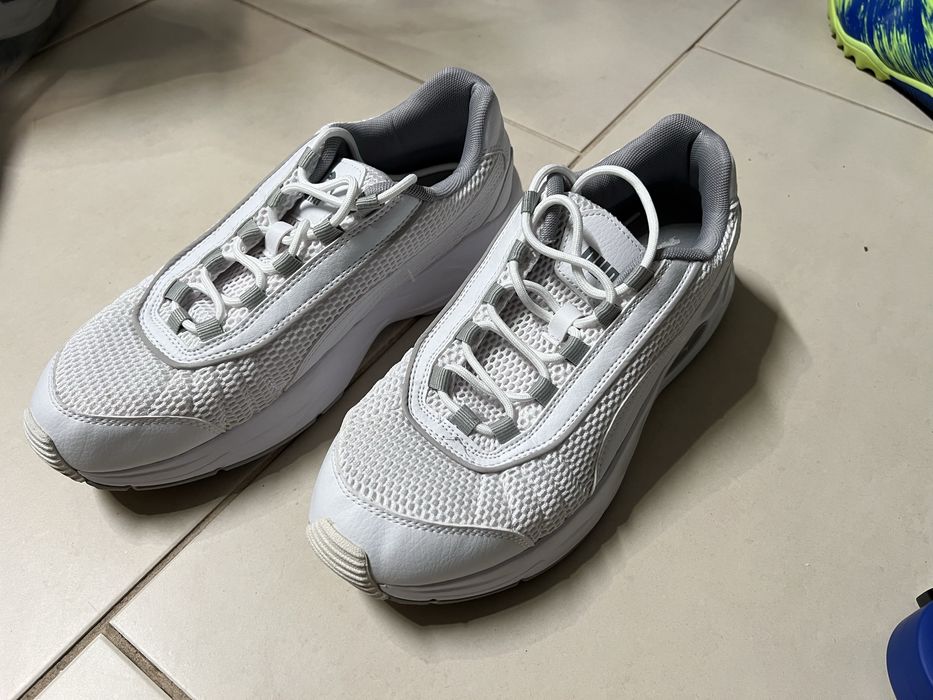 Buty sportowe PUMA biale rozm 42