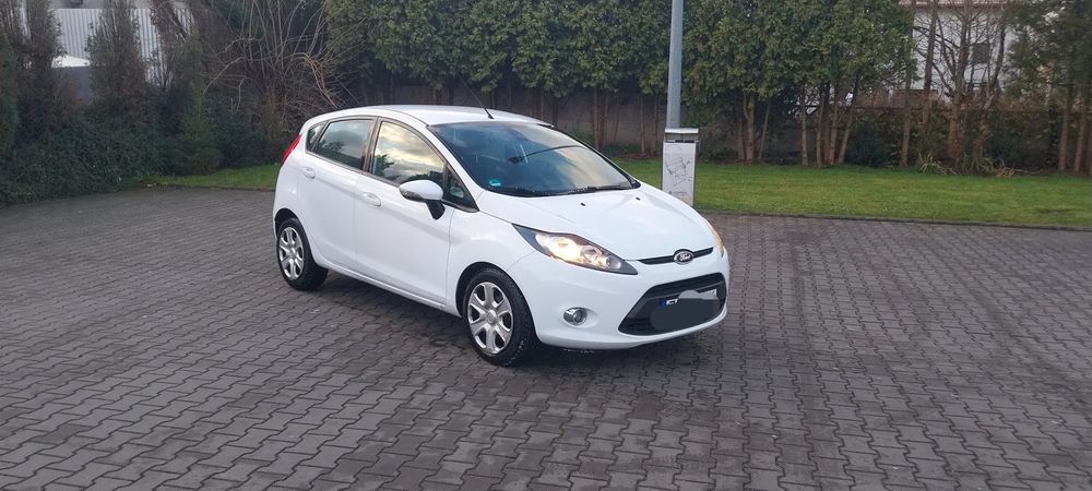 Ford Fiesta 1.6 diesel, nowe felgi i opony w komplecie
