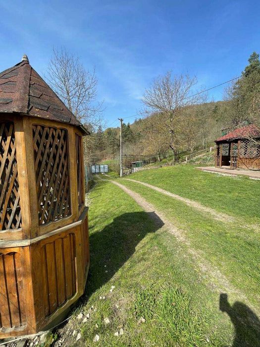 Топ пропозиція особняка біля лісу
