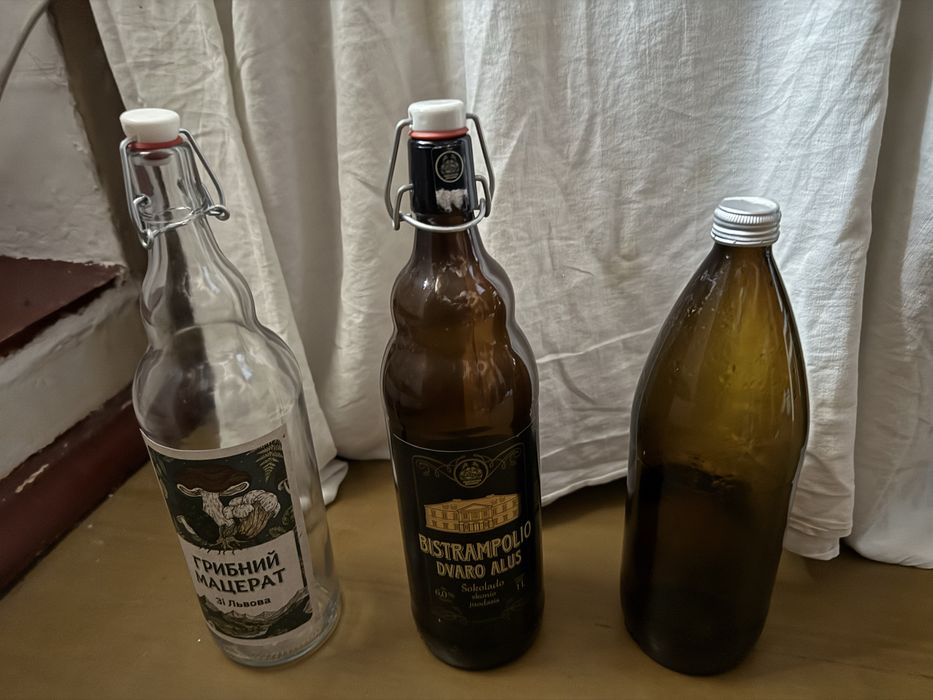 Пляшки з бугельним корком