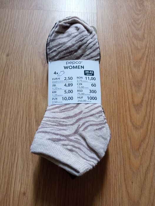 Nowe skarpetki 4 pary rozmiar 39-42