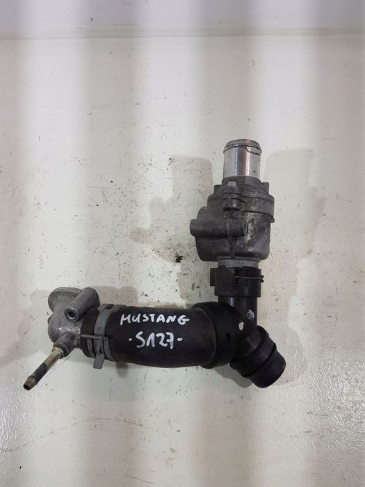 obudowa termostatu br3e-8a587-mc ford mustang vi gt 5.0 b v8