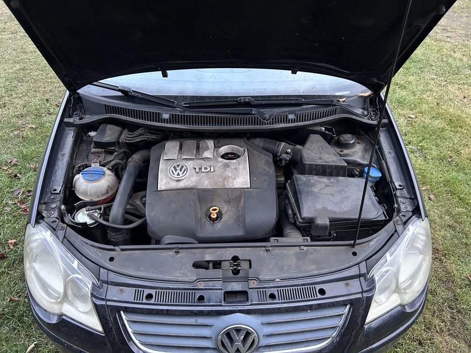 Vw polo IV  9n 1.4 tdi 2005 czarny