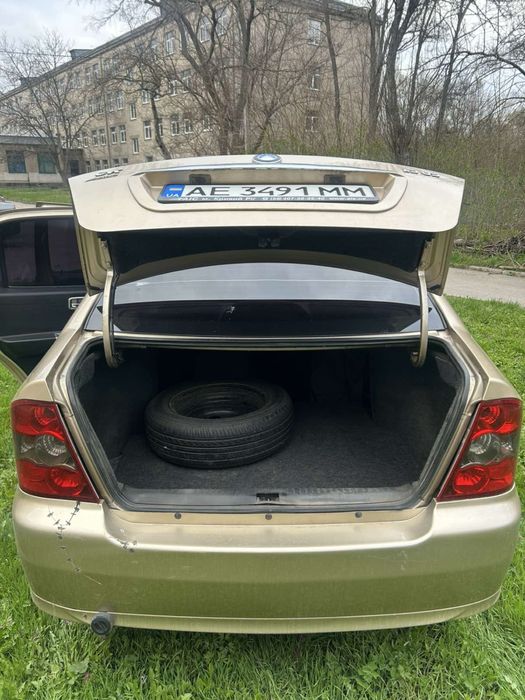 Автомобиль Geely СК 2012