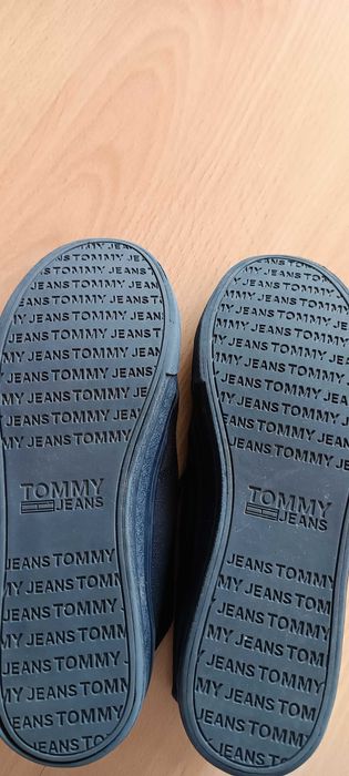 Vendo sapatilhas Tommy Hilfiger