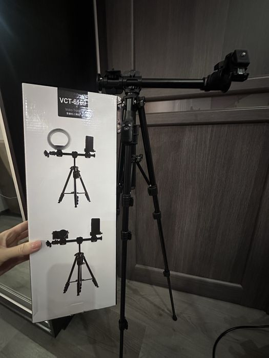 Постійне LED світло ET 150D-3000