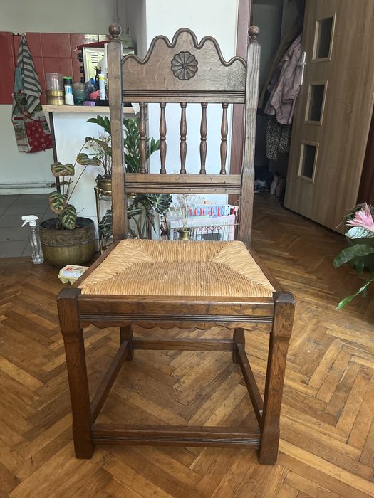Drewniane krzesło, drewniane krzesła, vintage