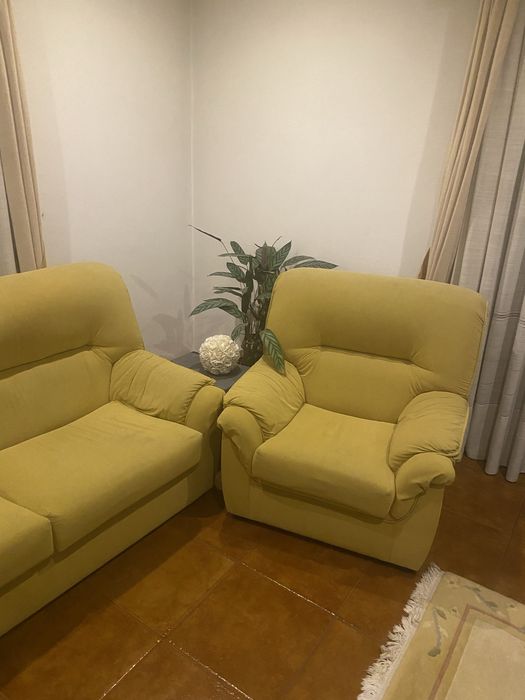 Sofas de sala em bom estado