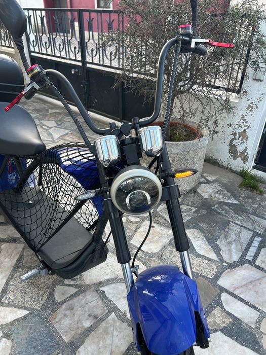Vendo scooter eletrica