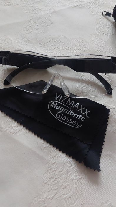 Okulary powiększające  Vizmaxx magnibrite glasses  że światłem led