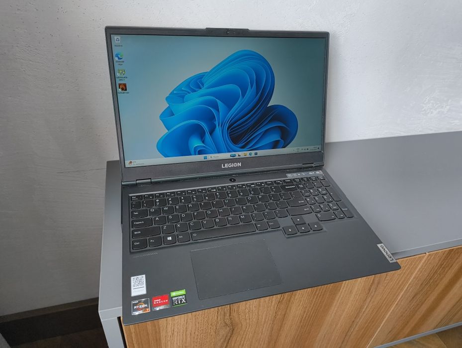 PC Portable Lenovo Legion 81Y6 - 15,6" I5 RTX2060 16Go RAM 1To SSD + 250Go SSD - Occasion
