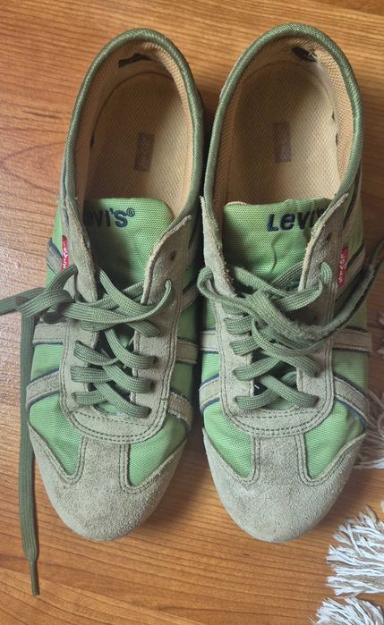 Кросівки-кєди Levi's