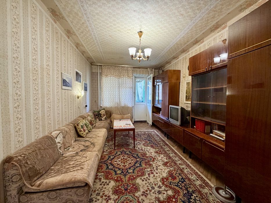 Продаю 3-кімнатну квартиру, Ліски, вул. Є. Логінова. Ц5