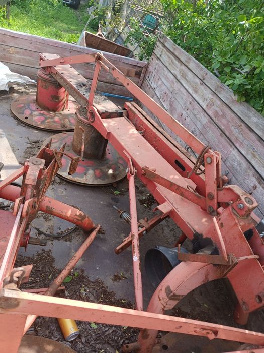 Продам косарку роторну