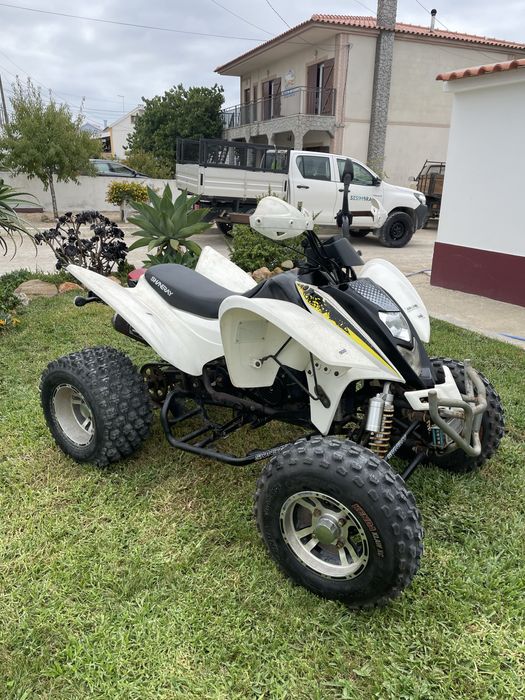 Vendo moto 4 shineray 250cc