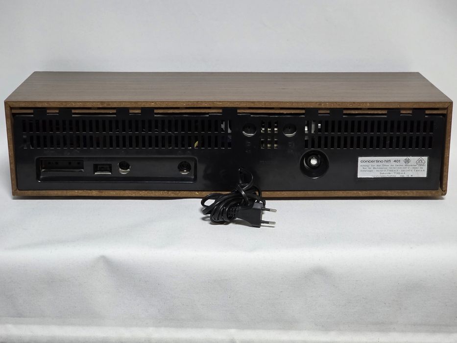 Receiver Vintage reparado Telefunken