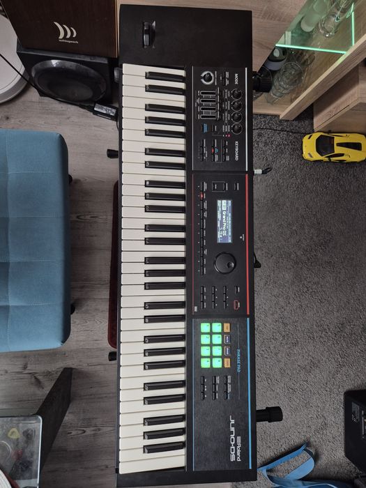 Roland Juno DS 61