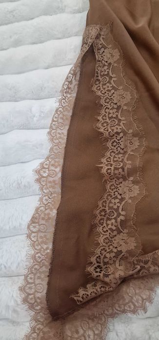 Saia acetinada camel